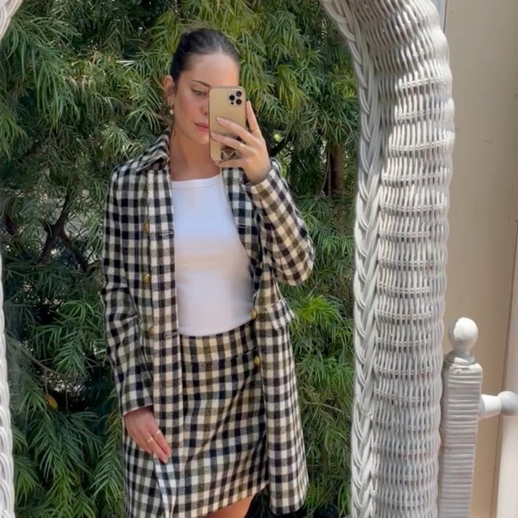 J Crew Plaid Oxford Long Wool Coat Gold Buttons Blue Green Ivory Multi Sz 2 - Picture 9 of 9